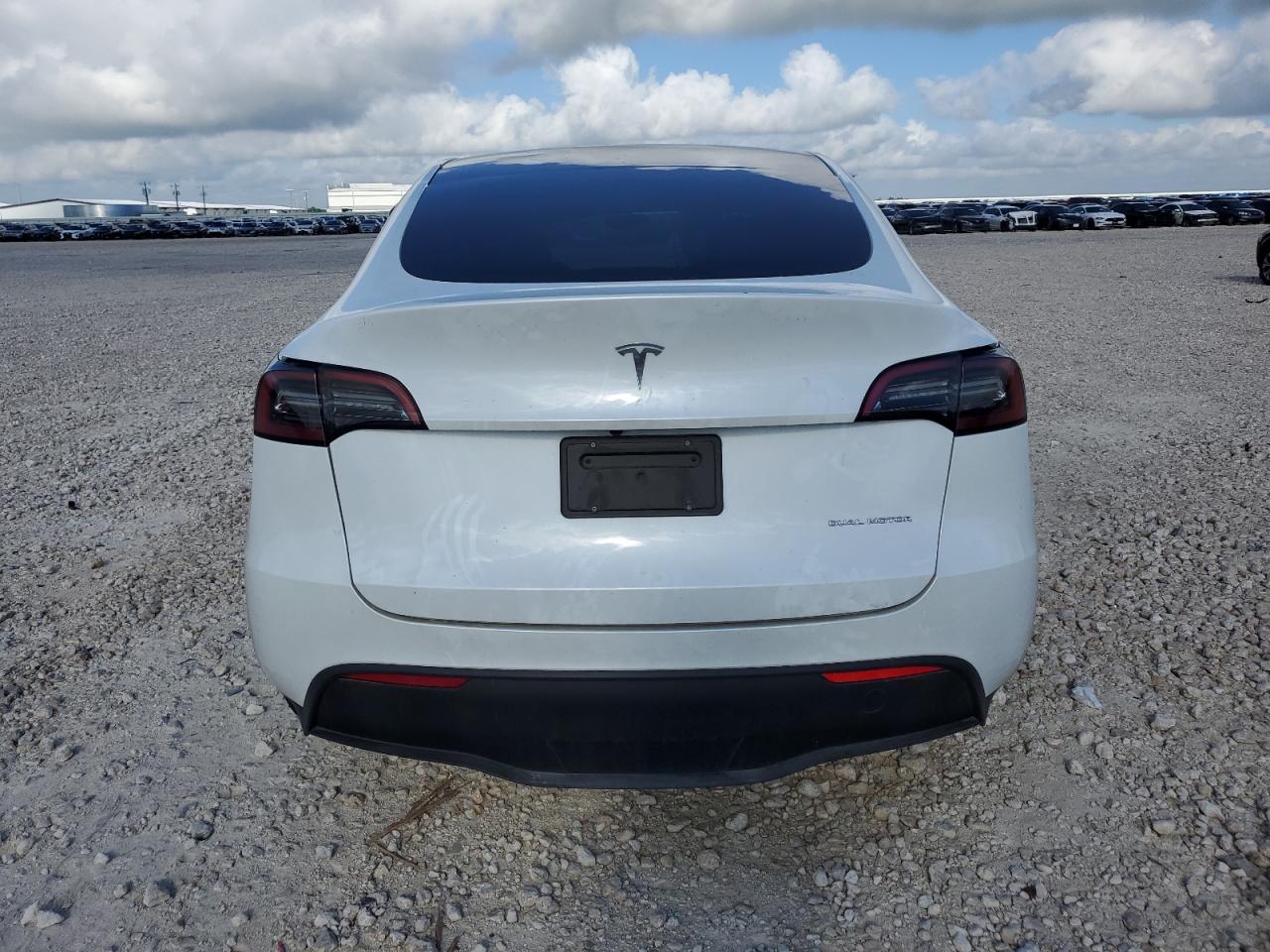 2023 Tesla Model Y VIN: 7SAYGDEEXPA128641 Lot: 60465844