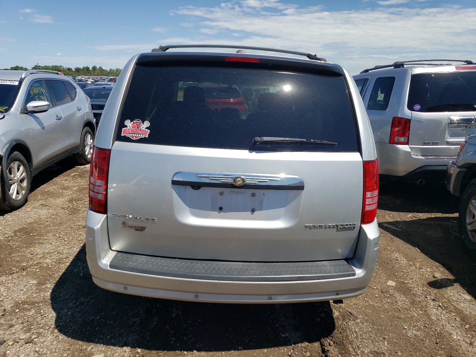 2A4RR8D17AR456612 2010 Chrysler Town & Country Touring Plus