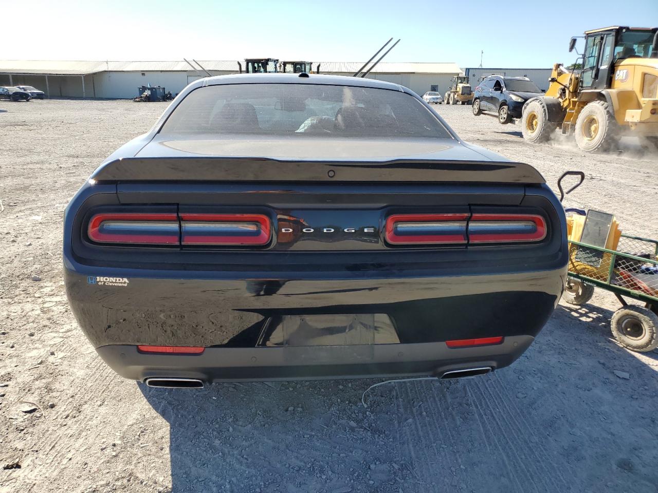 2018 Dodge Challenger Sxt VIN: 2C3CDZAG3JH153068 Lot: 60566204