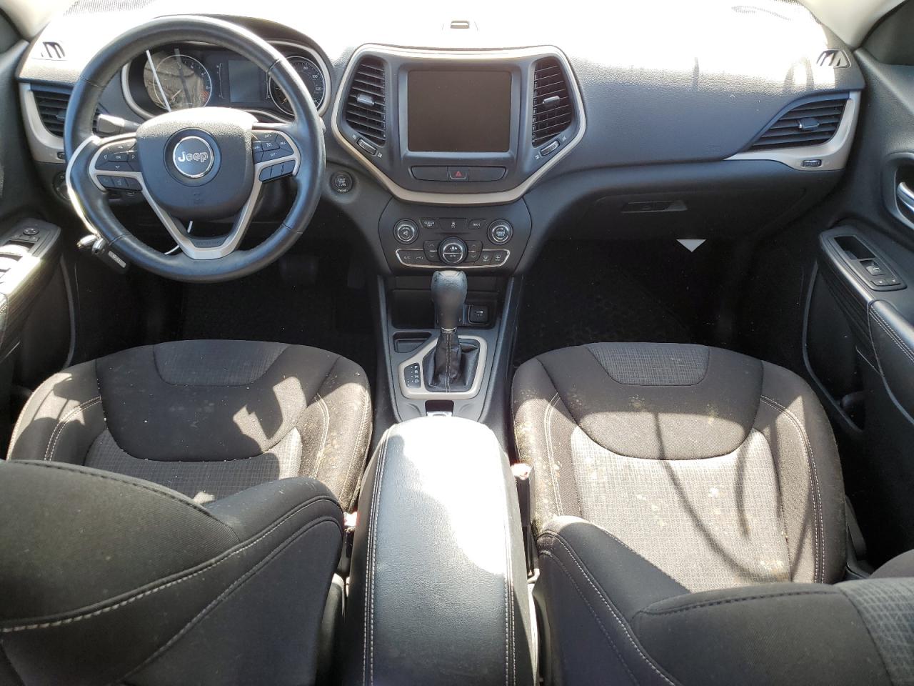 2015 Jeep Cherokee Latitude VIN: 1C4PJLCBXFW712435 Lot: 57045864