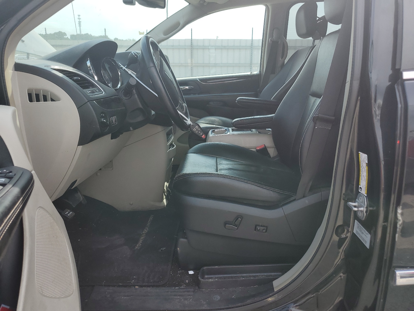 2C4RC1CG6FR601506 2015 Chrysler Town & Country Touring L