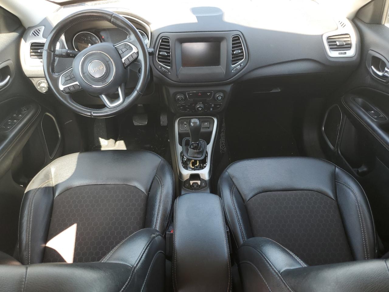 2020 Jeep Compass Latitude VIN: 3C4NJCBBXLT117921 Lot: 58413084