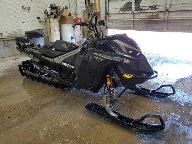 2024 Bmbr Snowmobile