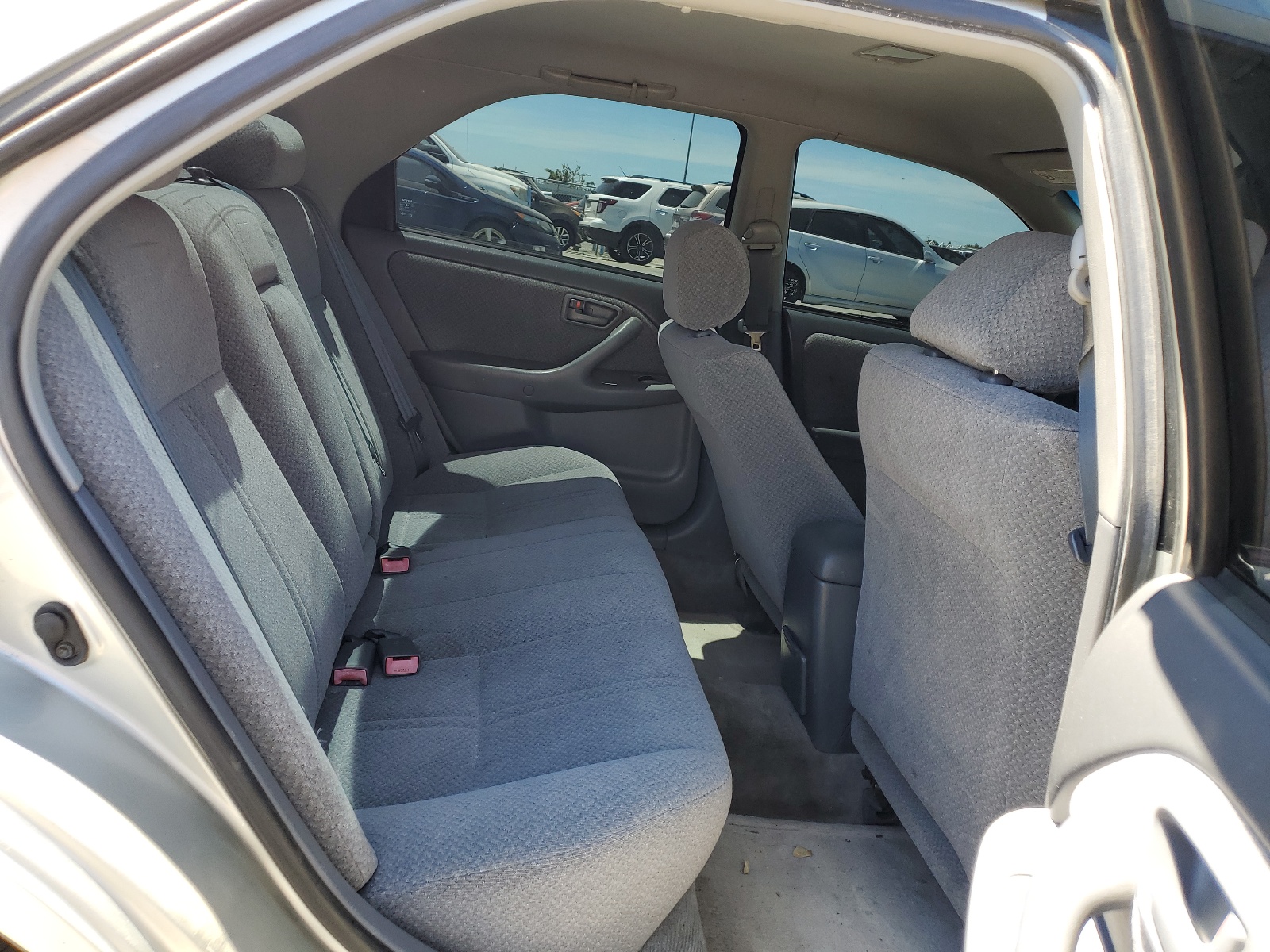 JT2BG22K1Y0527421 2000 Toyota Camry Ce