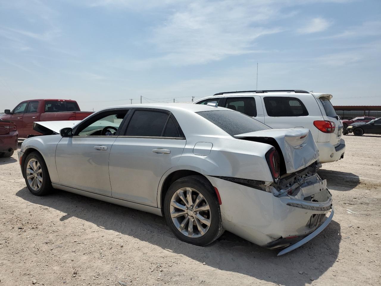 VIN 2C3CCAGGXLH154801 2020 CHRYSLER 300 no.2