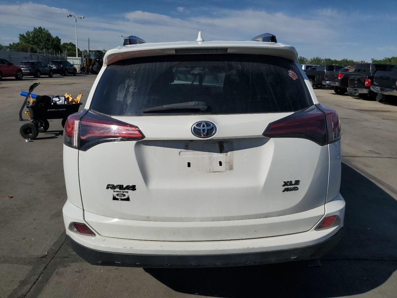 2018 Toyota RAV 4 - Image 6