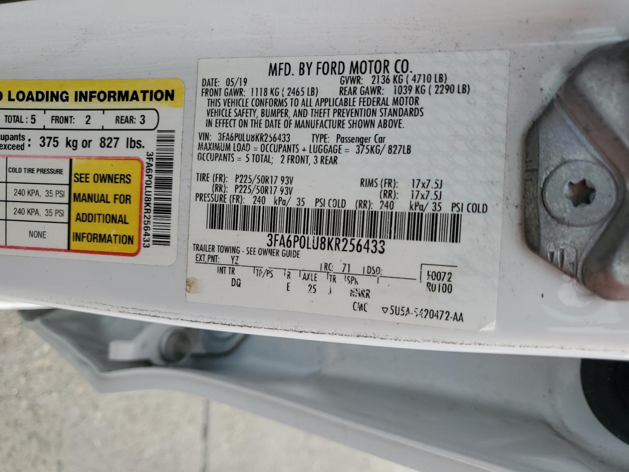 2019 Ford Fusion - Image 12