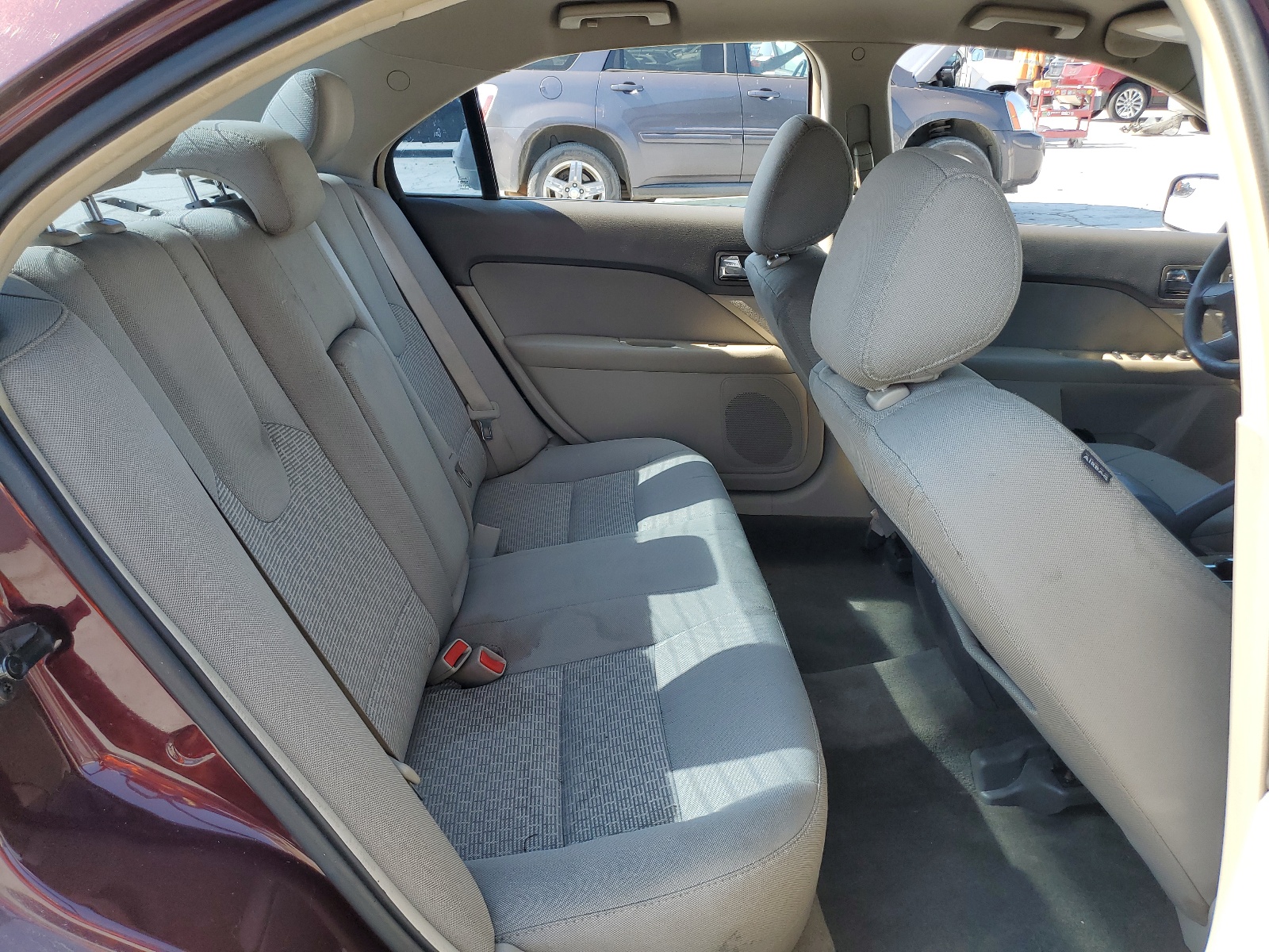 3FAHP0HA0BR268079 2011 Ford Fusion Se