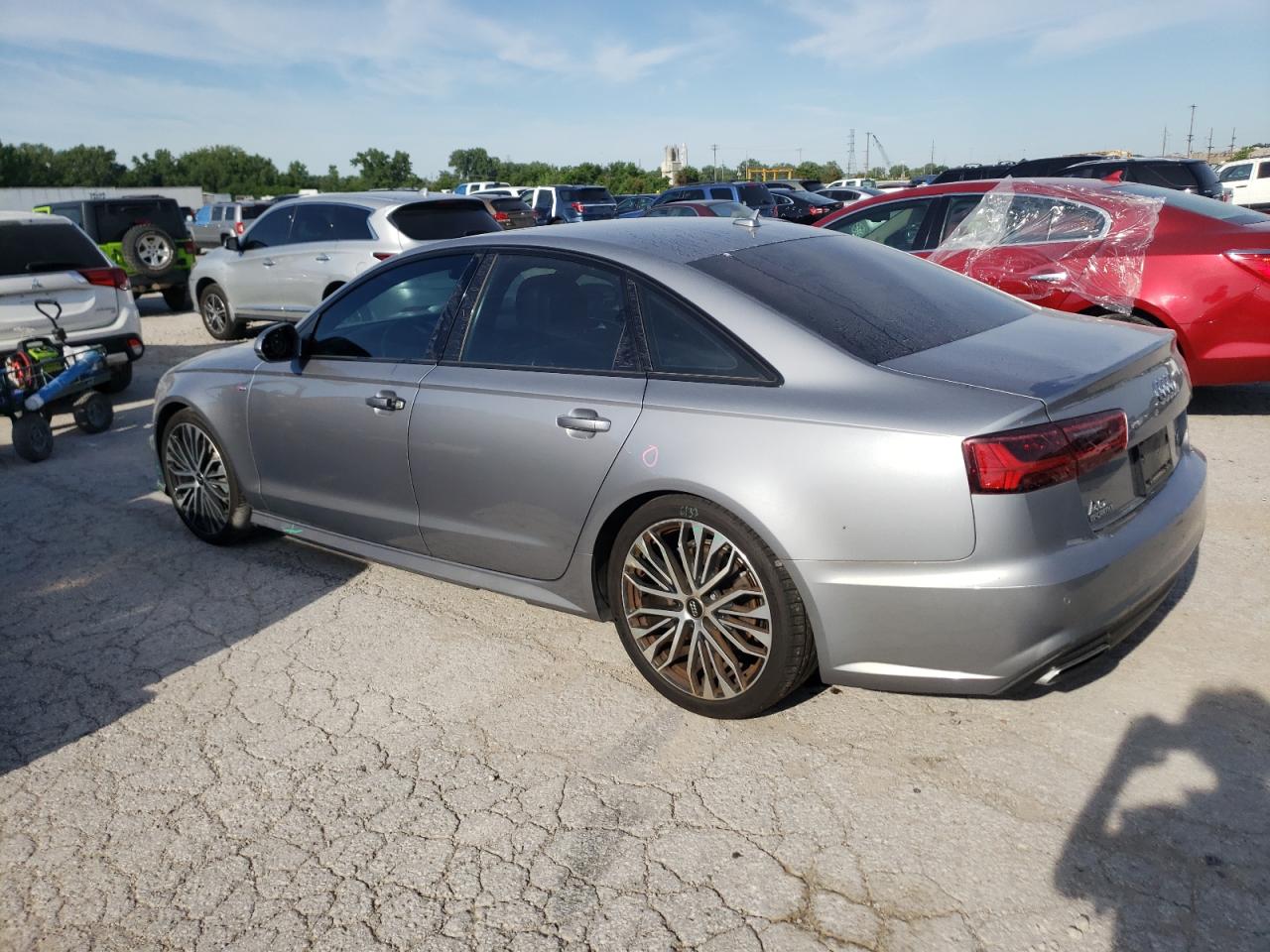 VIN WAUF8AFCXJN033440 2018 AUDI A6 no.2