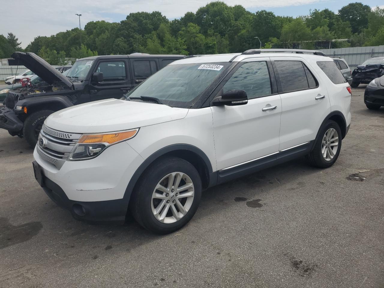 VIN 1FM5K8D80DGC15417 2013 FORD EXPLORER no.1