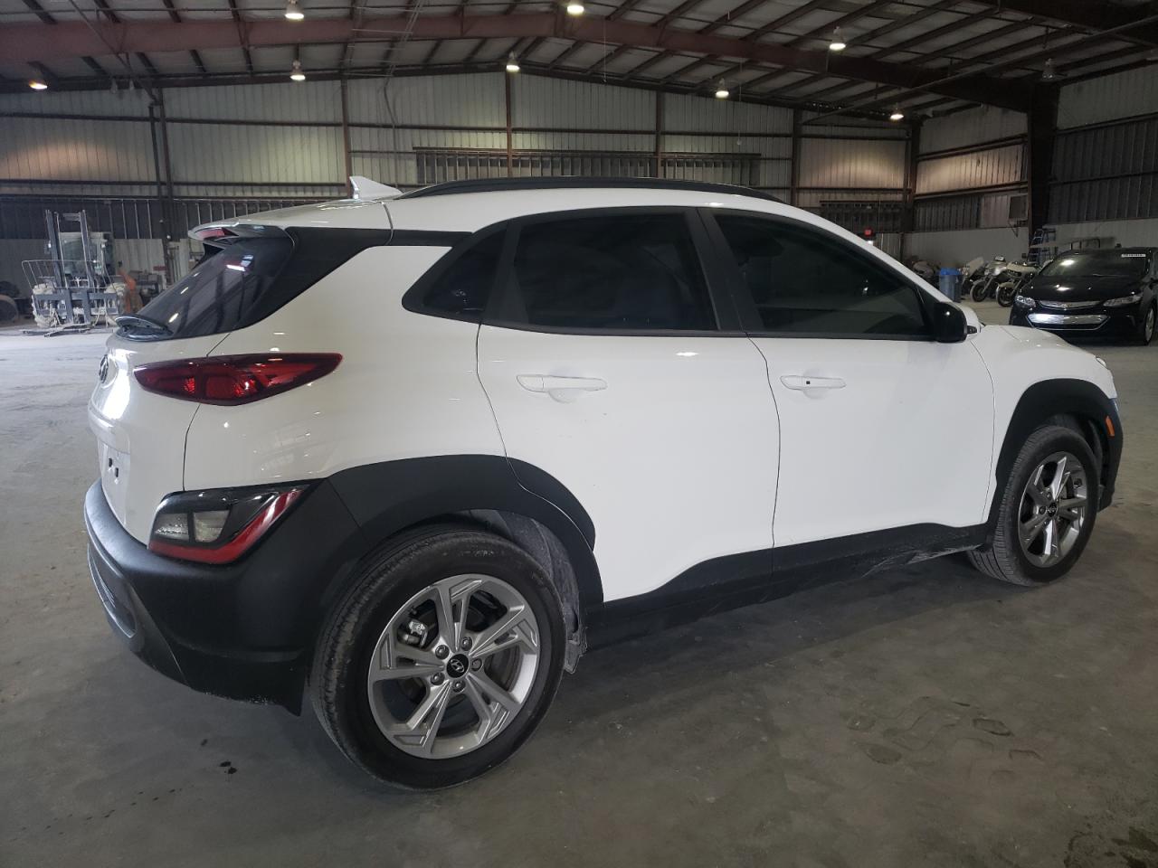 KM8K62AB0PU041682 Hyundai Kona SEL 3