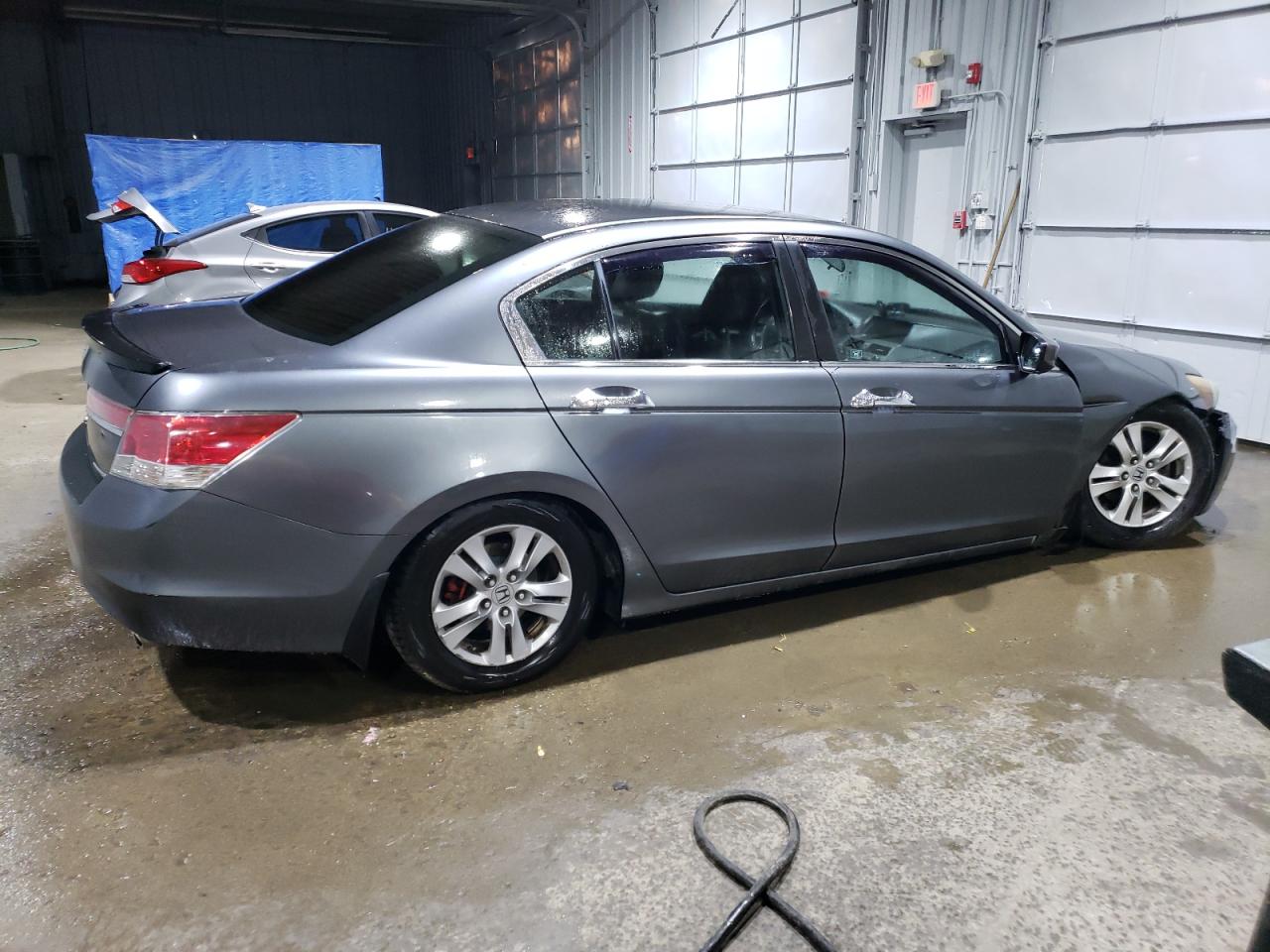 2011 Honda Accord - Image 3