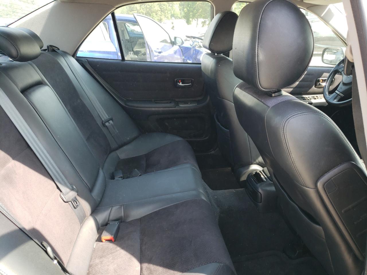 2001 Lexus Is 300 VIN: JTHBD182710033876 Lot: 58792374