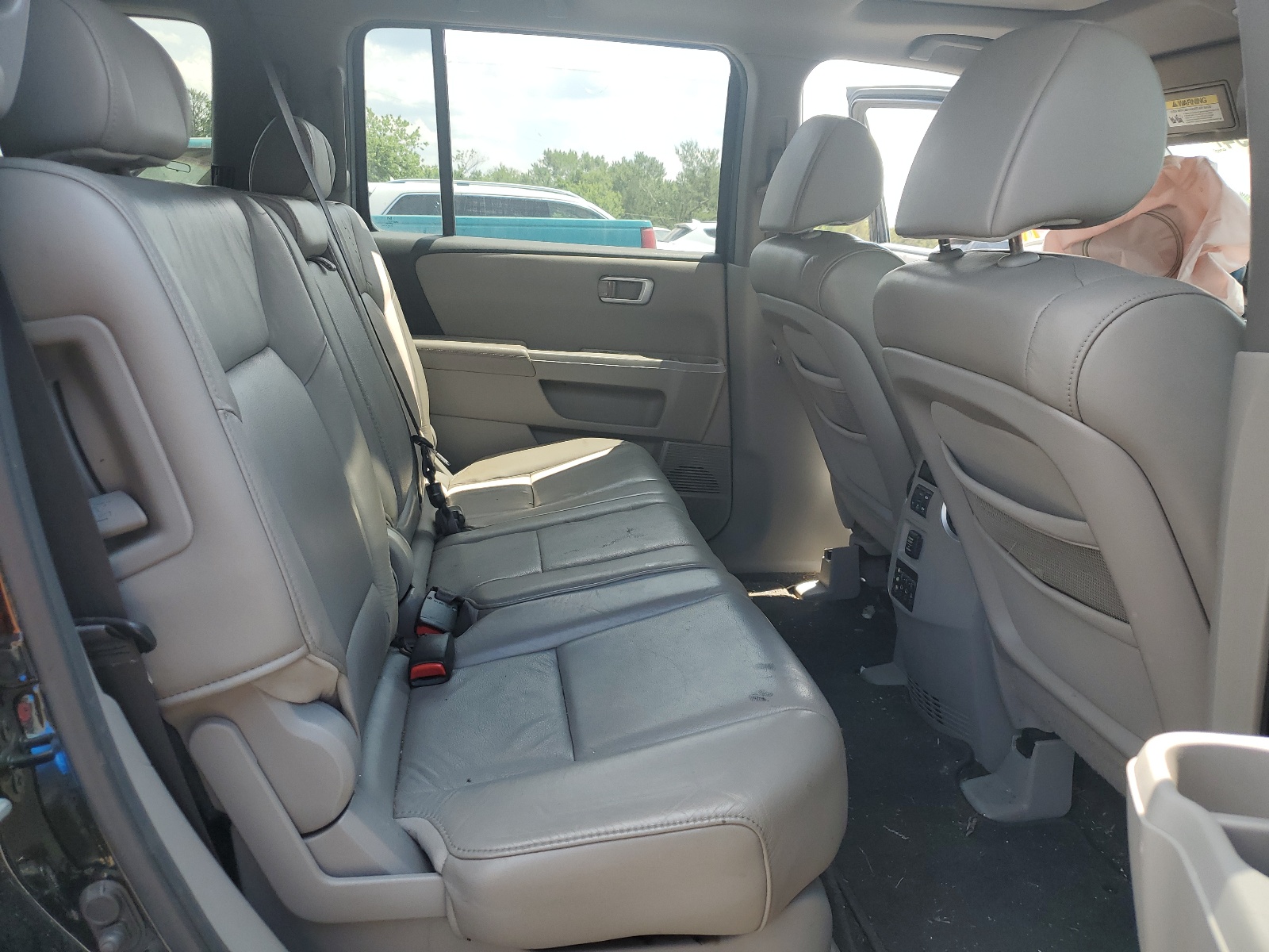 5FNYF4H69BB017224 2011 Honda Pilot Exl