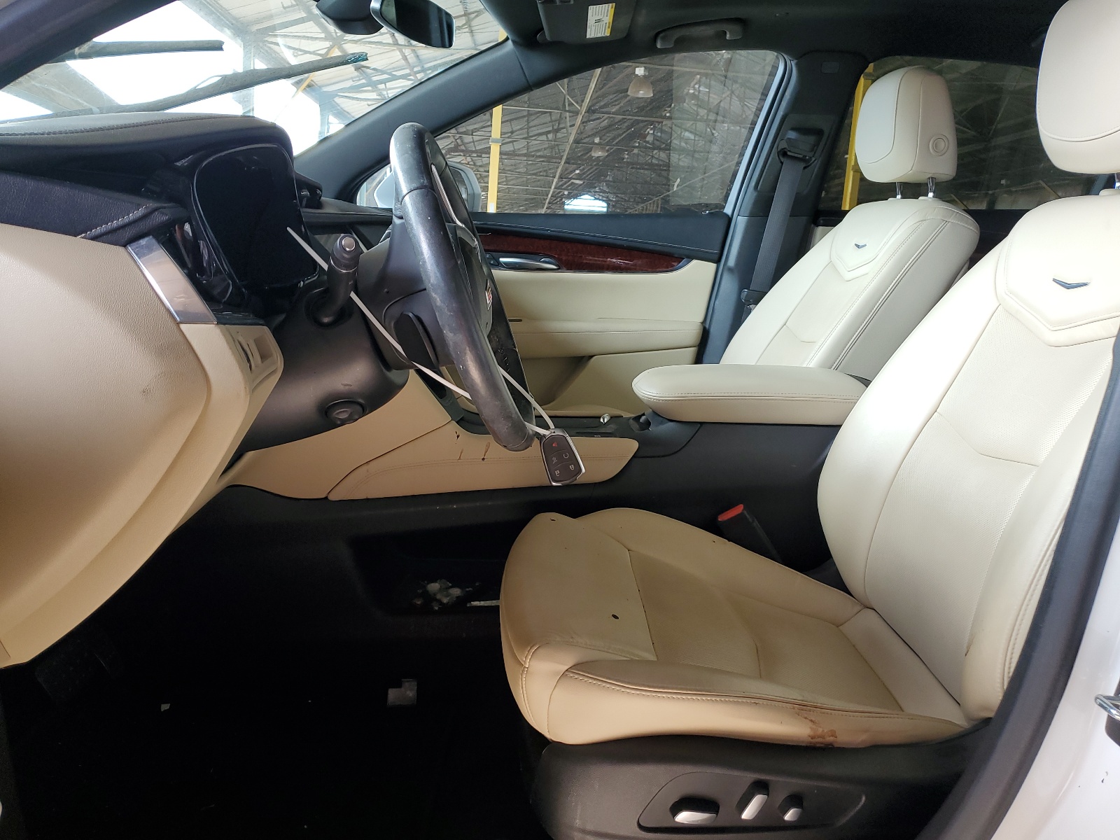 1GYKNCRS4KZ281194 2019 Cadillac Xt5 Luxury