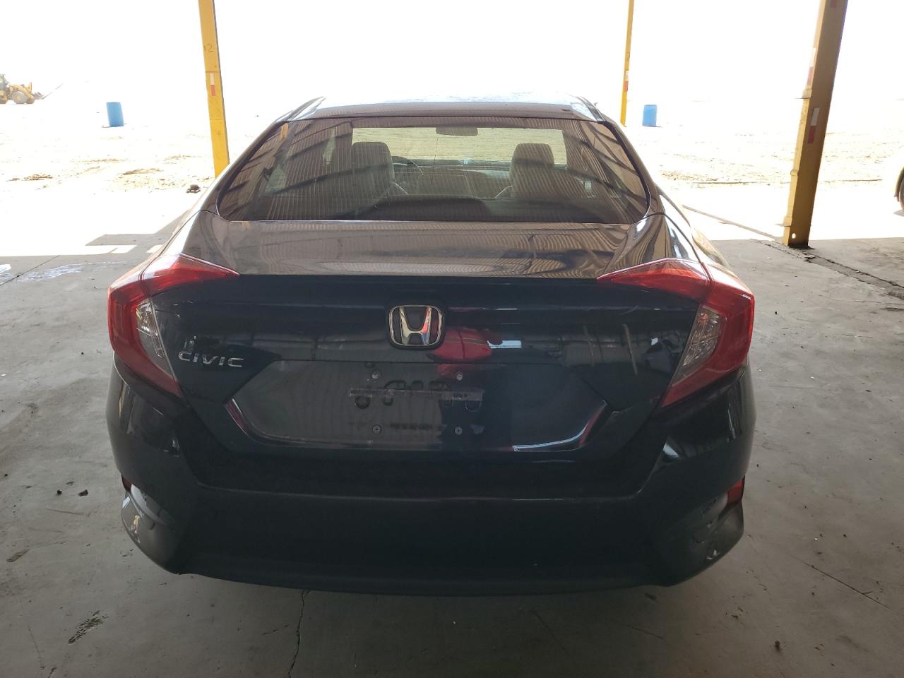 19XFC2F59HE079008 2017 Honda Civic Lx