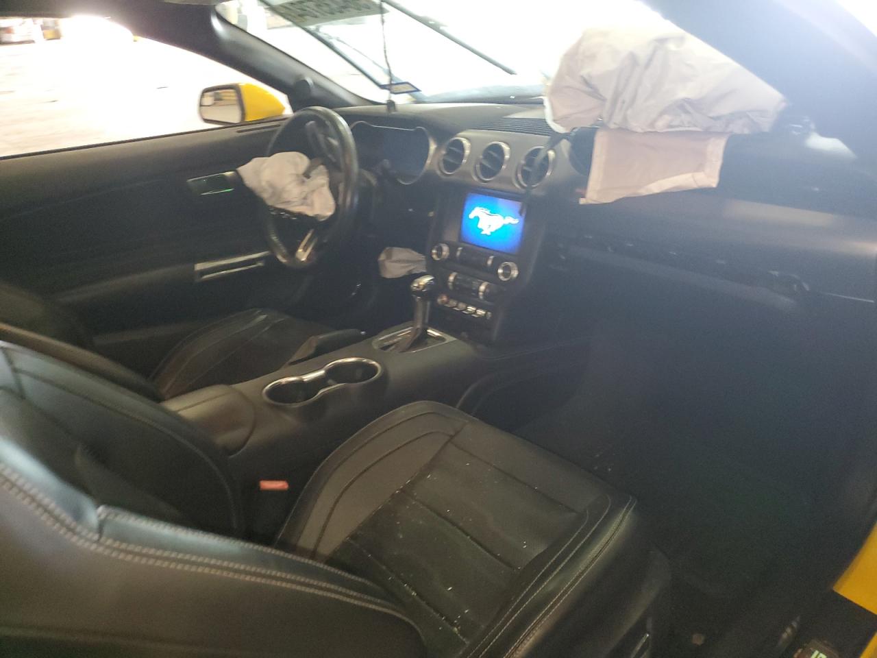 2018 Ford Mustang VIN: 1FATP8UH2J5136518 Lot: 84830314