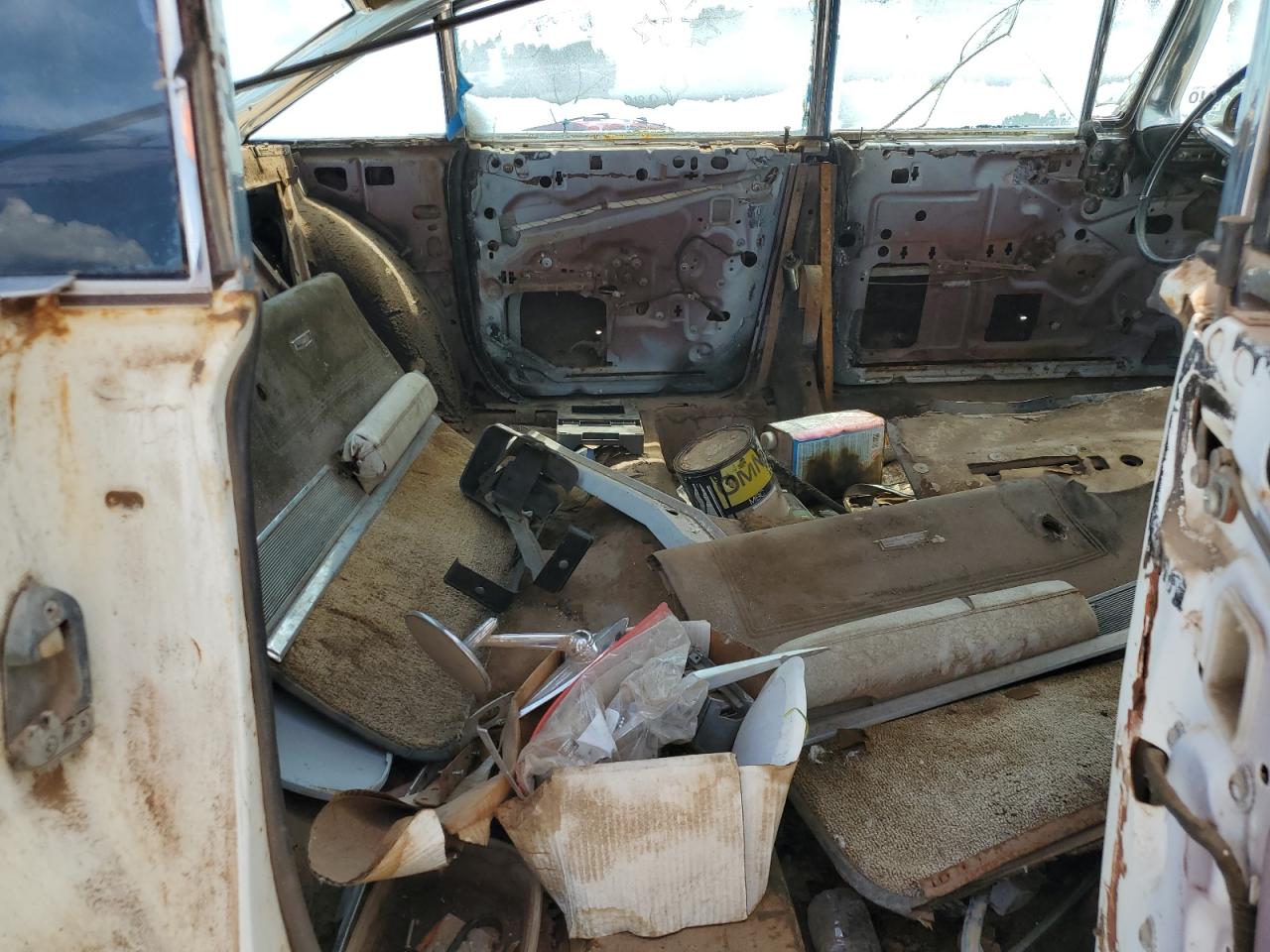 1960 Cadillac 60 Special VIN: 60K038759 Lot: 61137984