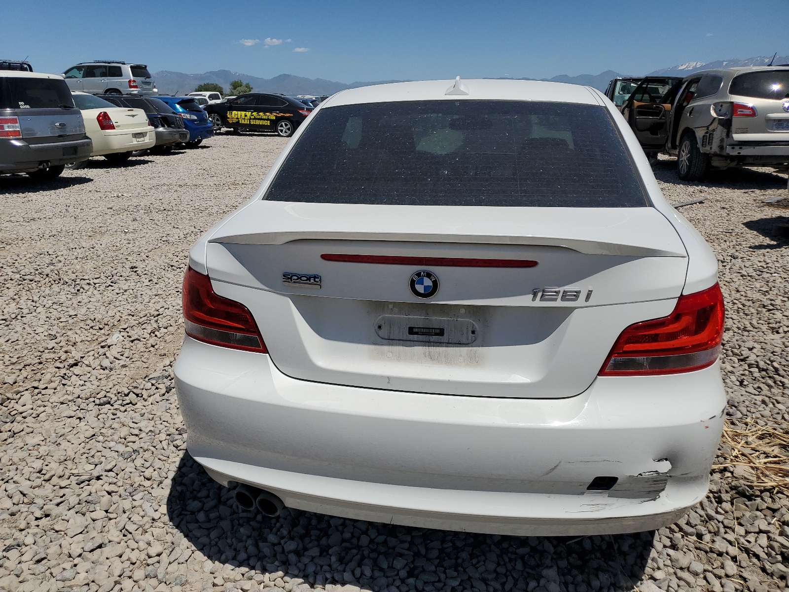 WBAUP7C55DVP25788 2013 BMW 128 I