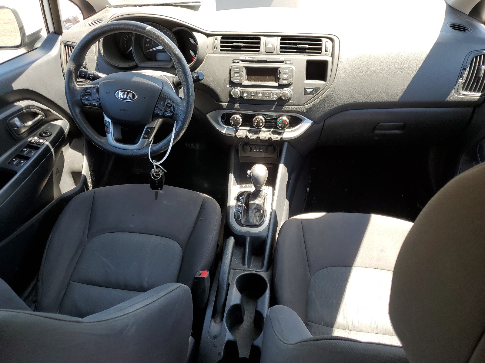 KNADM5A34F6518658 2015 Kia Rio Lx