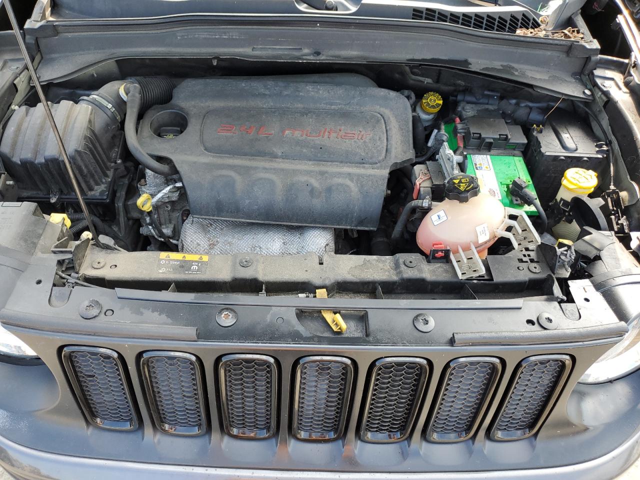 2017 Jeep Renegade Latitude VIN: ZACCJBBB8HPE84087 Lot: 59033094