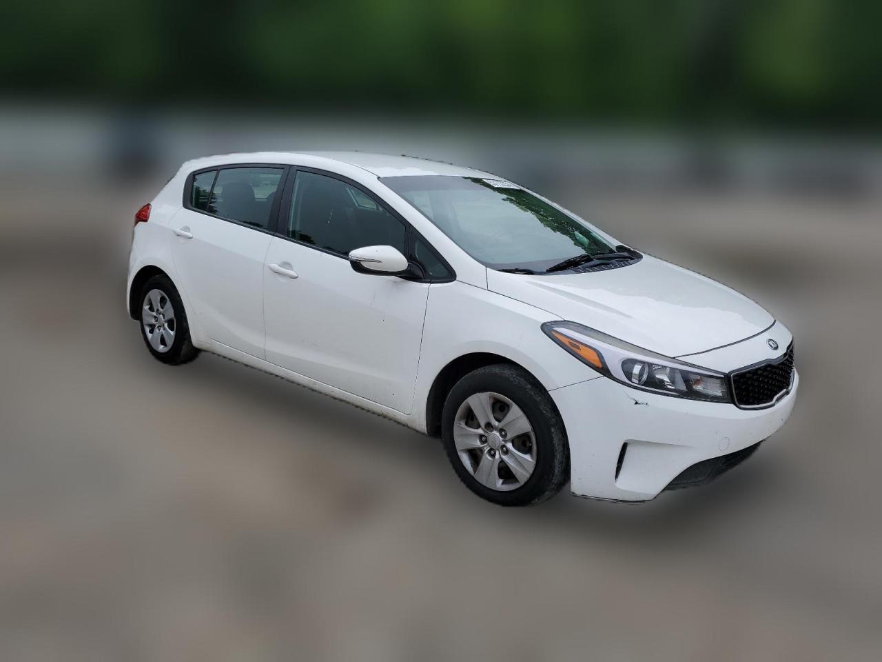 2018 Kia Forte - Image 4
