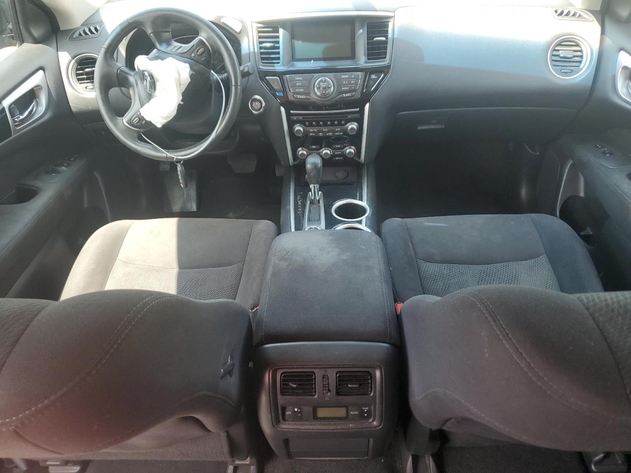 2015 Nissan Pathfinder S VIN: 5N1AR2MM2FC688590 Lot: 60229424