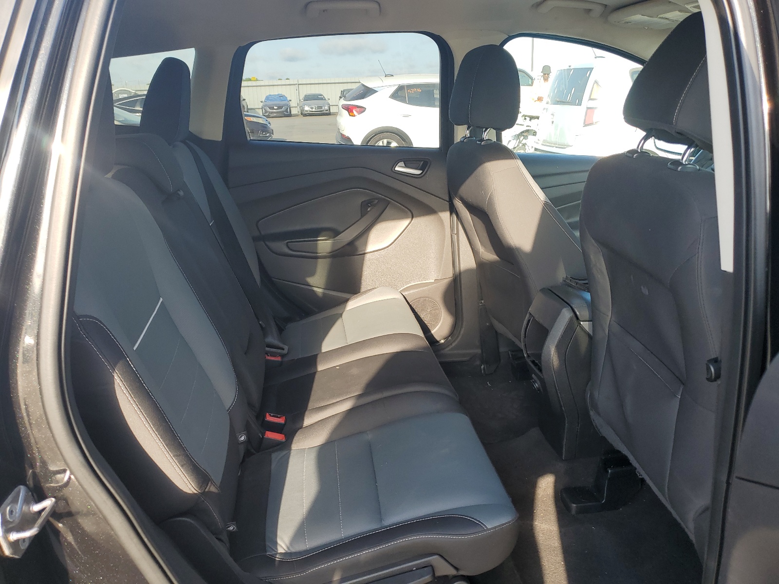 1FMCU0GX7FUB01800 2015 Ford Escape Se