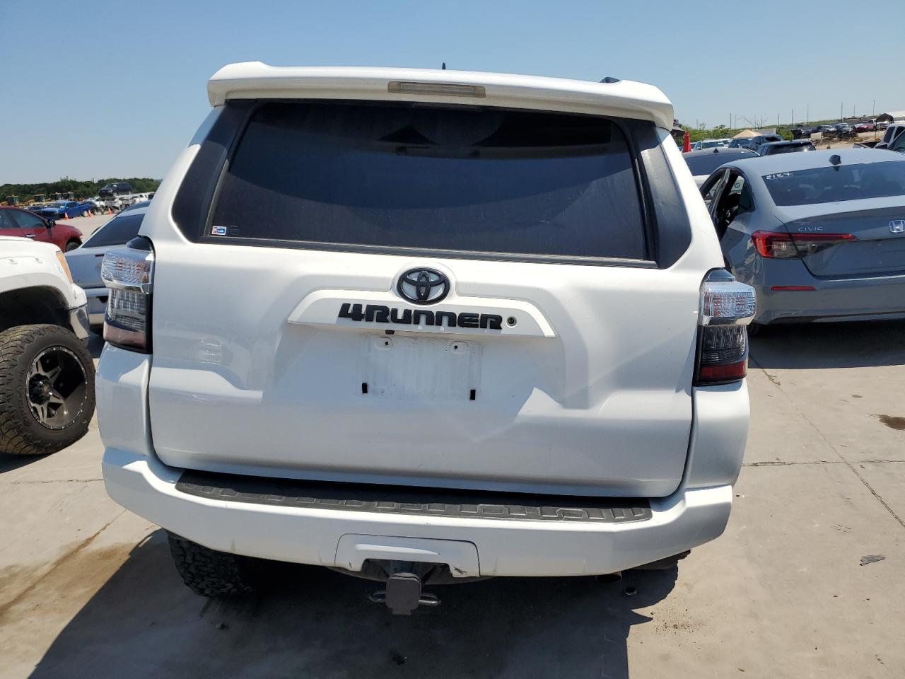 2018 Toyota 4Runner Sr5/Sr5 Premium VIN: JTEBU5JR7J5577017 Lot: 59297884