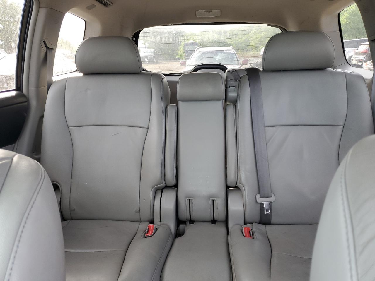 2010 Toyota Highlander Limited VIN: 5TDDK3EH9AS025828 Lot: 60695054