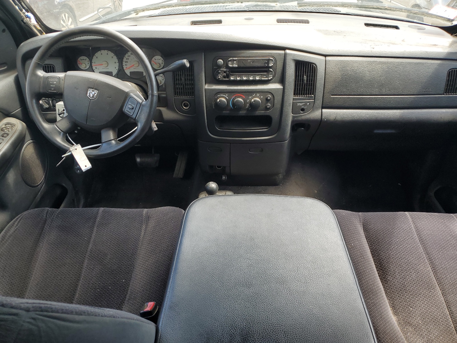 3D7KU26D04G149325 2004 Dodge Ram 2500 St