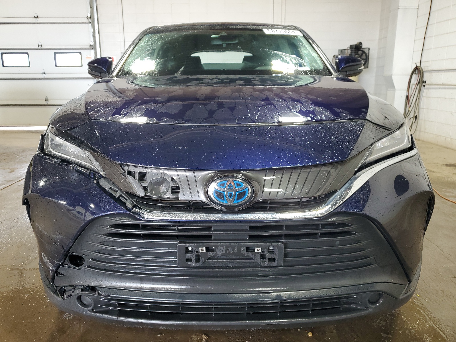 JTEAAAAH8MJ016891 2021 Toyota Venza Le