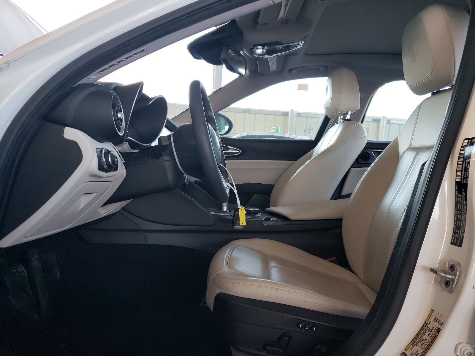 ZARFAMAN5K7619430 2019 Alfa Romeo Giulia