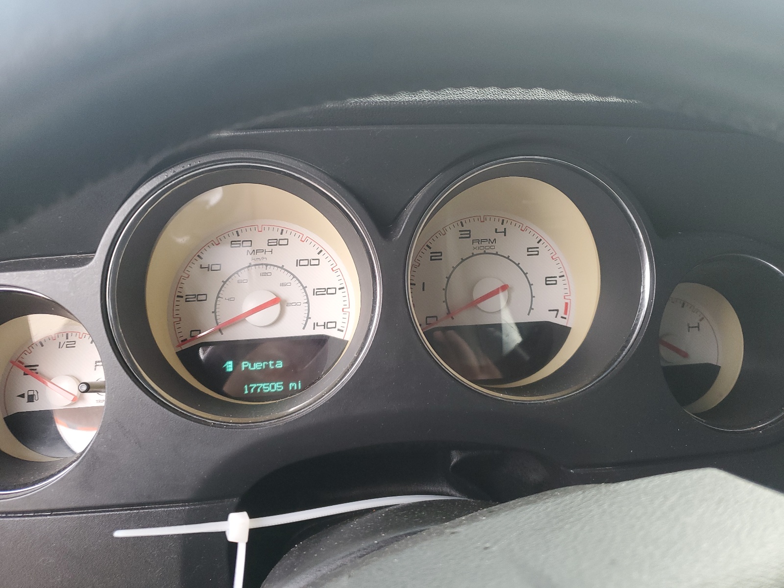 2C3CDYAG6DH712773 2013 Dodge Challenger Sxt