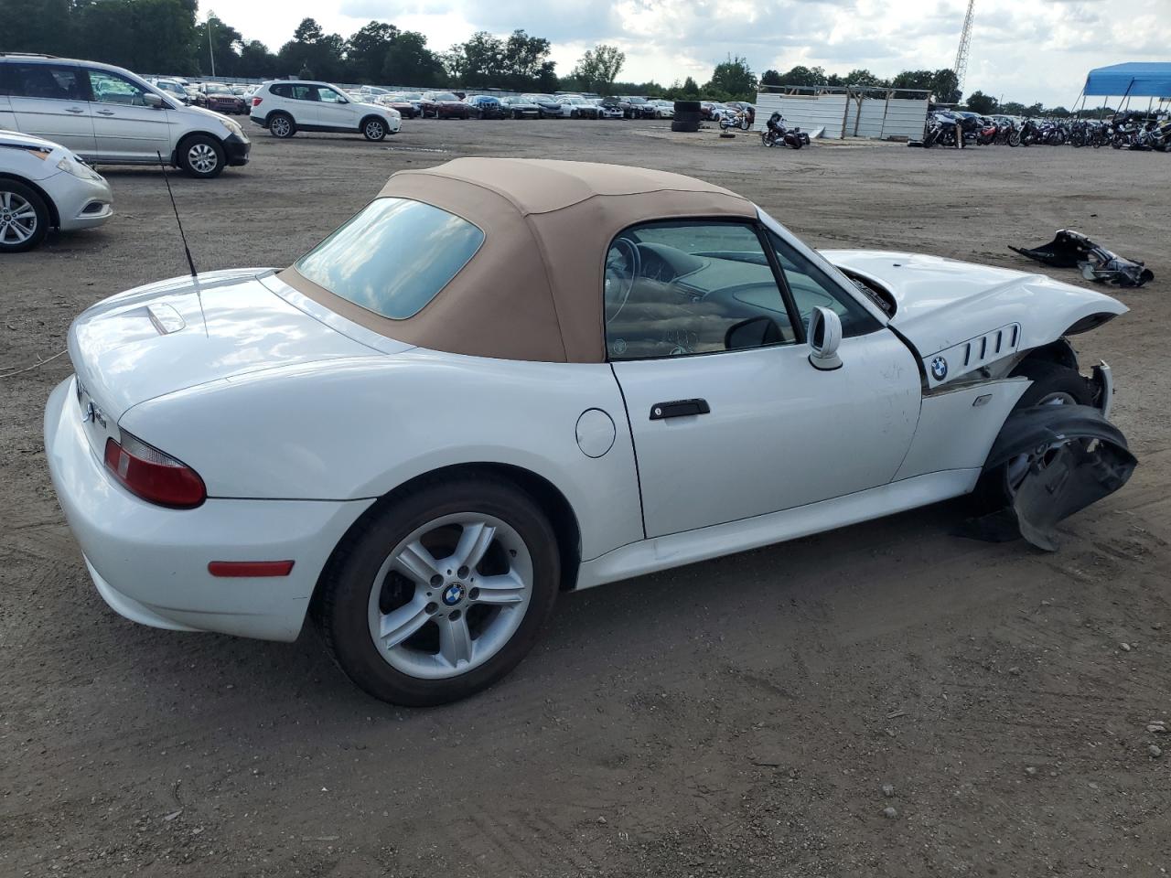 2000 BMW Z3 2.3 VIN: WBACH9343YLM91843 Lot: 57271094