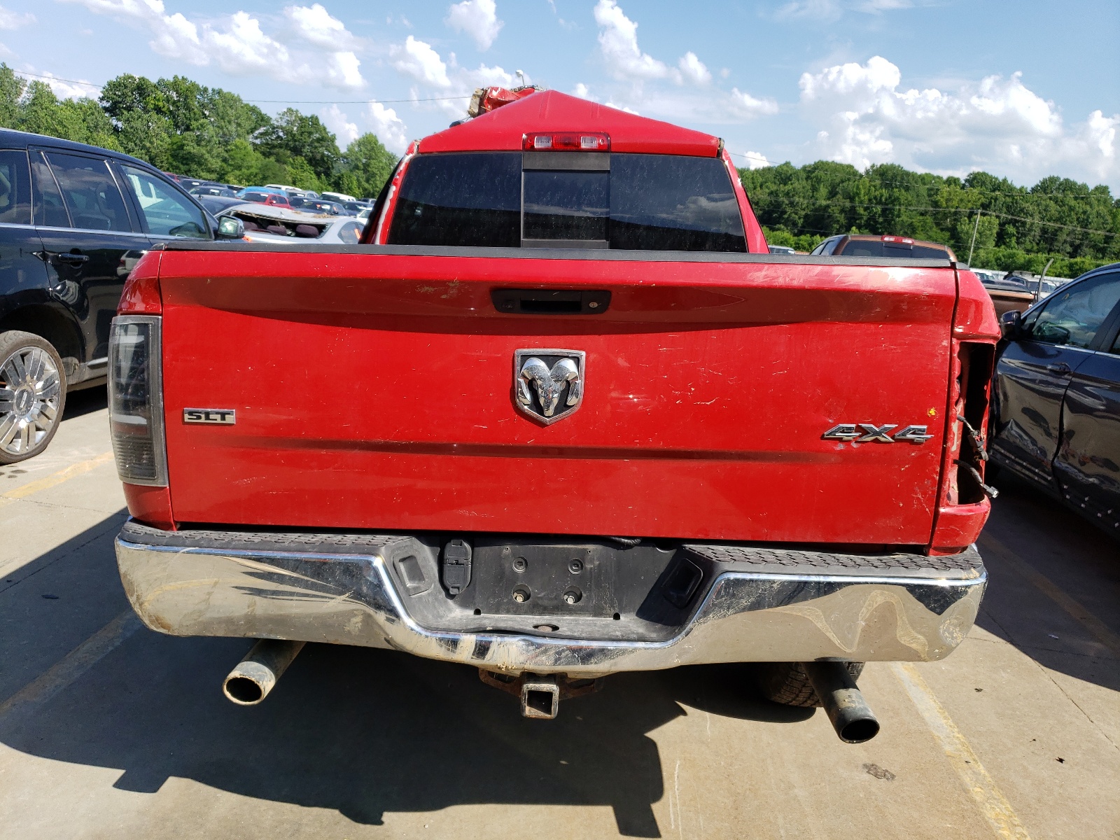 1C6RR7GT2ES478705 2014 Ram 1500 Slt