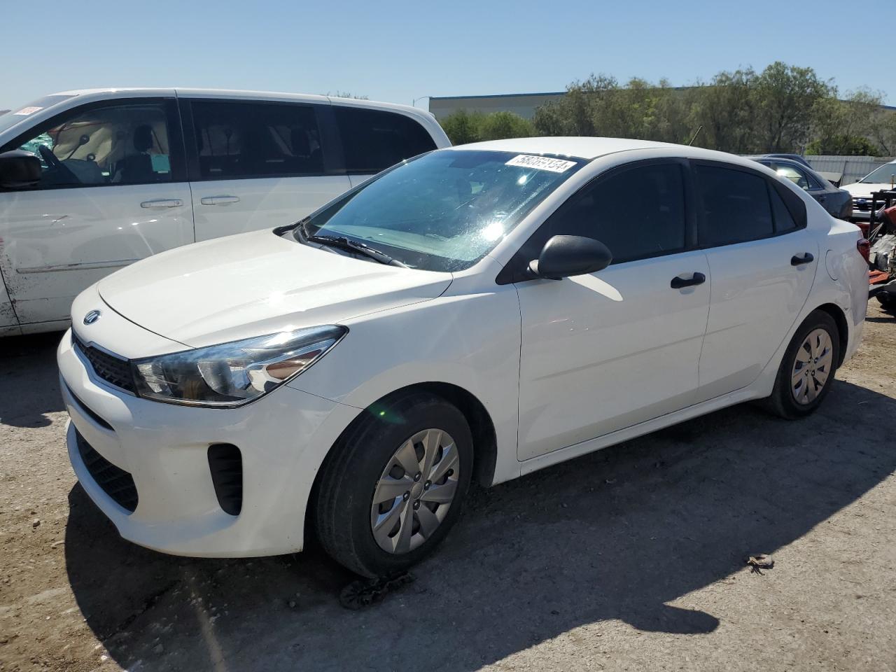 VIN 3KPA24AB6JE072190 2018 KIA RIO no.1