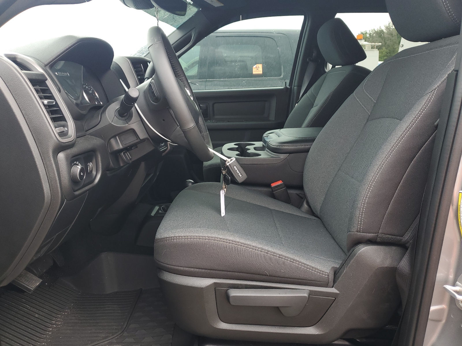 3C63R3CL0RG121119 2024 Ram 3500 Tradesman