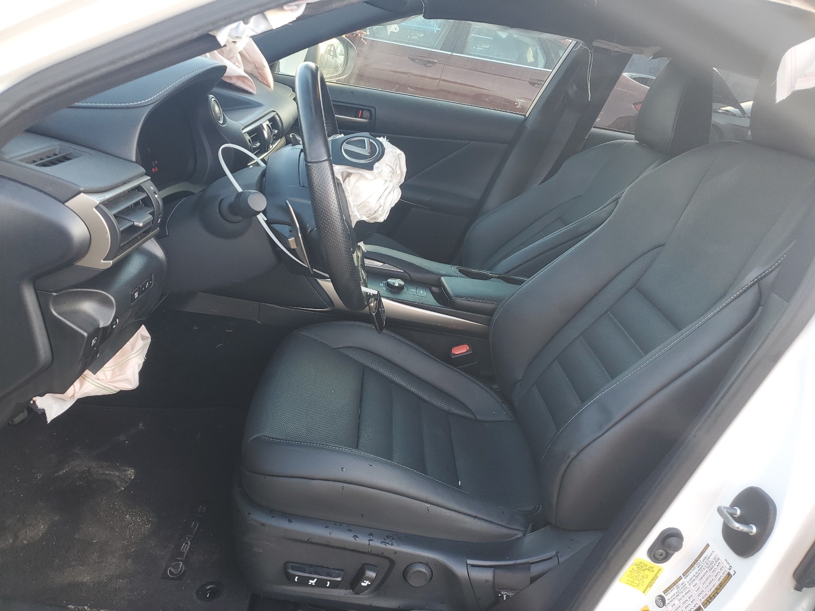 JTHBA1D23J5078928 2018 Lexus Is 300