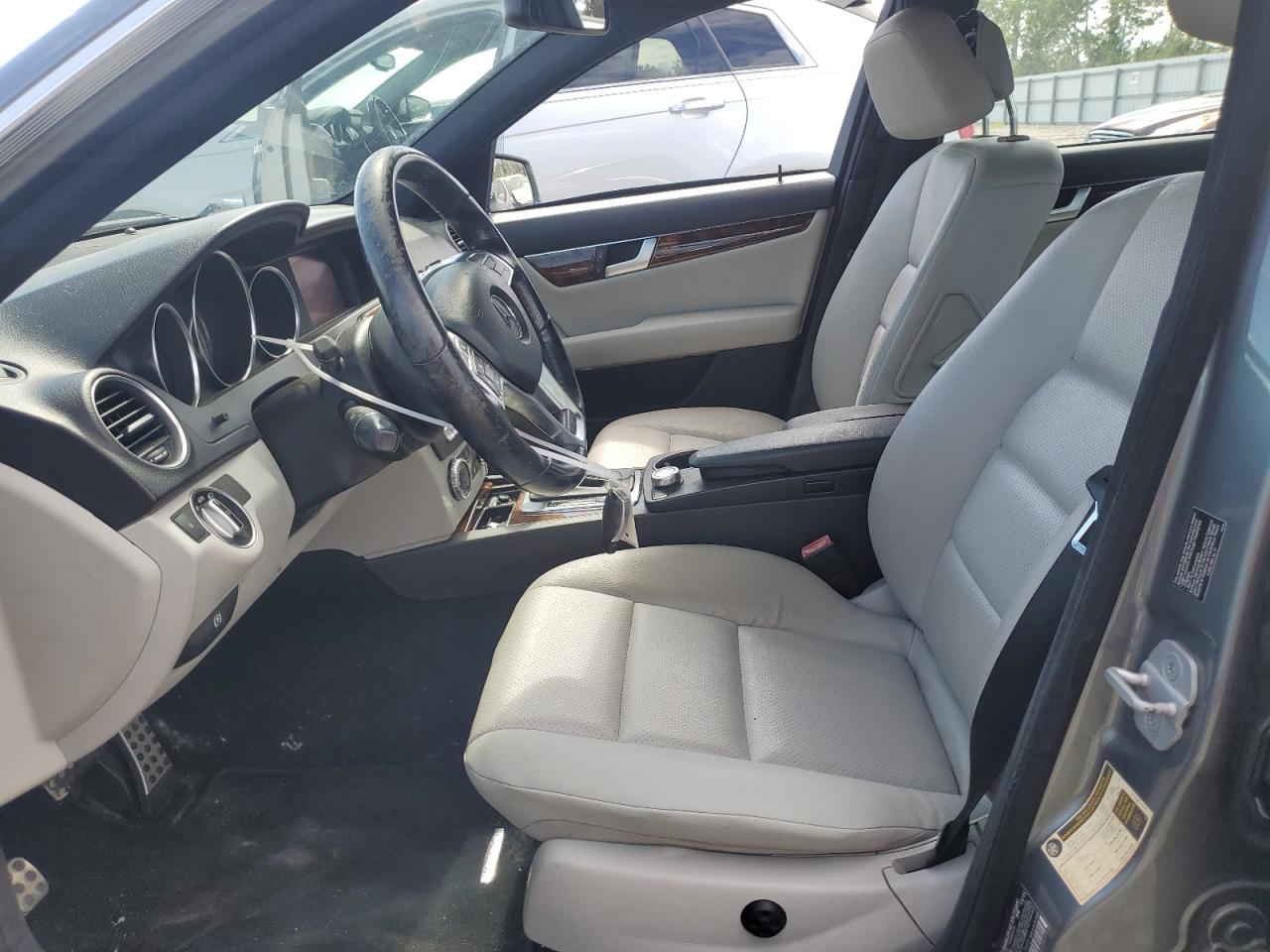 2012 Mercedes-Benz C 300 4Matic VIN: WDDGF8BB7CR207646 Lot: 58623594