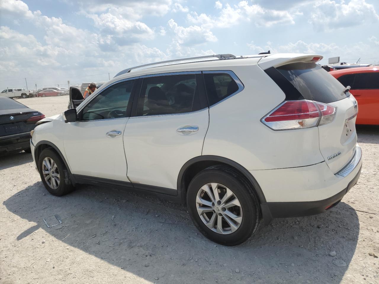 2015 Nissan Rogue S VIN: KNMAT2MT1FP558967 Lot: 60856224