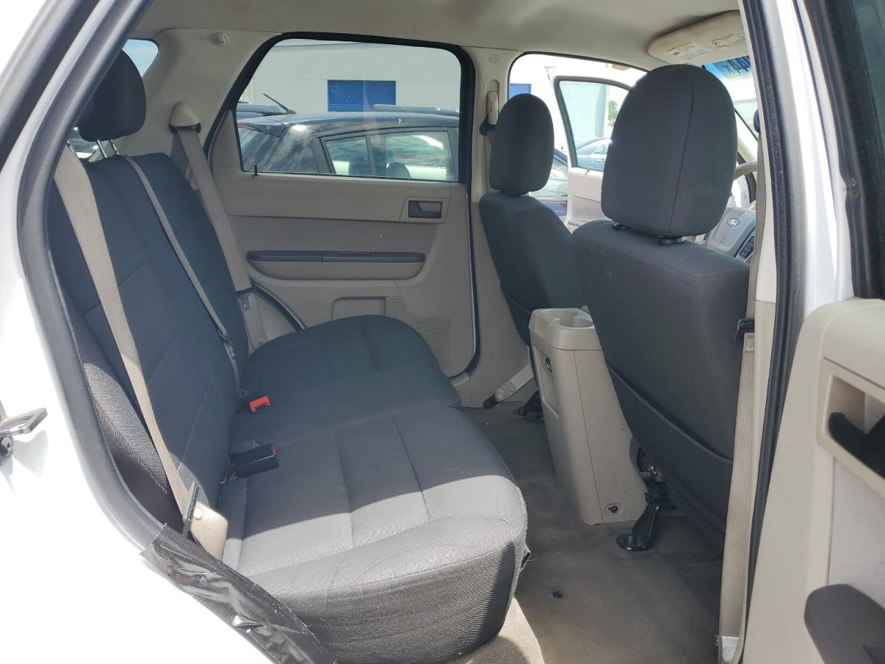 2011 Ford Escape Hybrid VIN: 1FMCU4K37BKC55232 Lot: 60833944