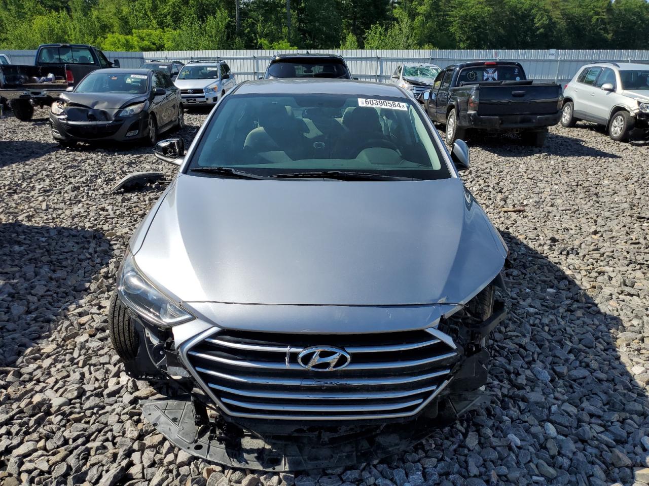 2017 Hyundai Elantra - Image 5
