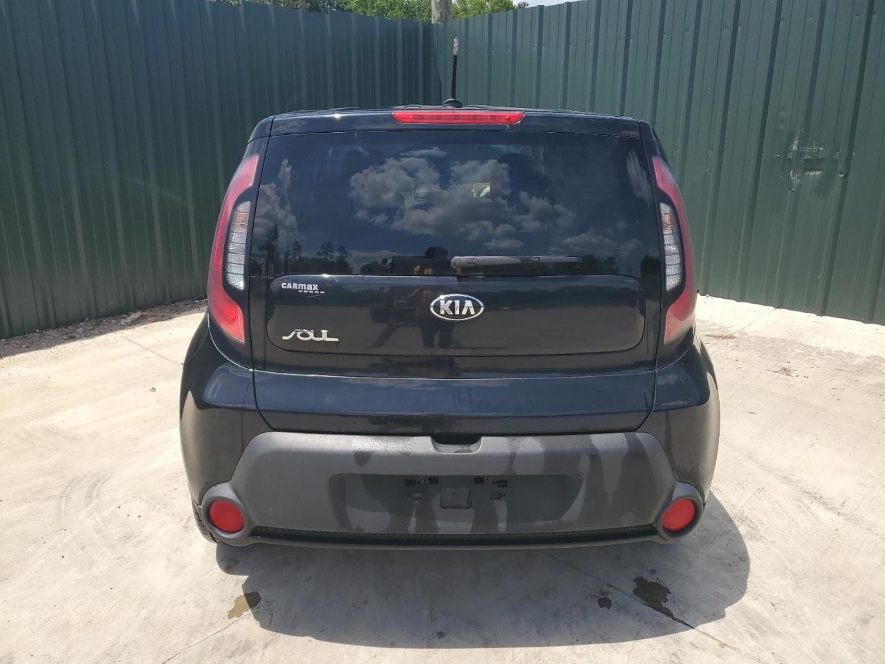 KNDJN2A22G7409877 2016 Kia Soul