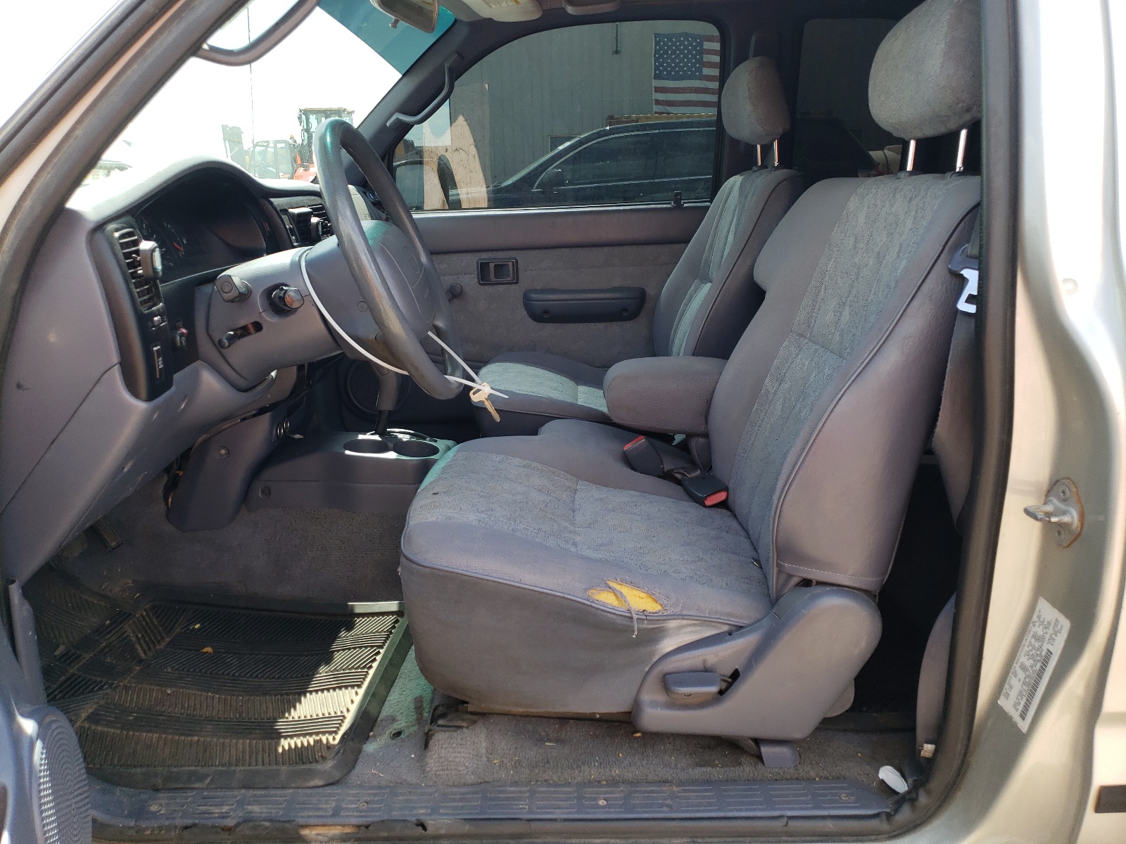 5TESN92N5YZ691559 2000 Toyota Tacoma Xtracab Prerunner