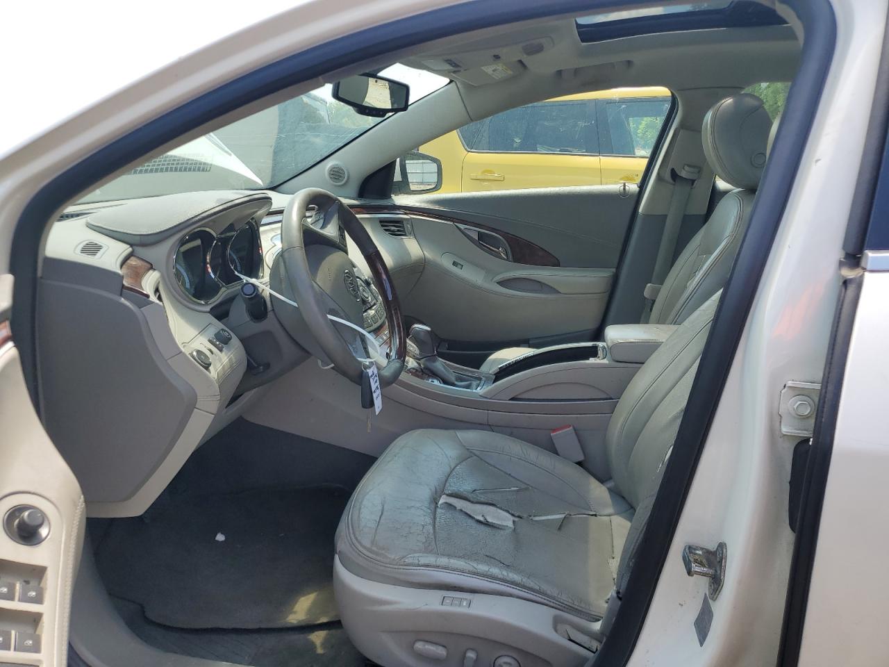 2011 Buick LaCrosse - Image 7