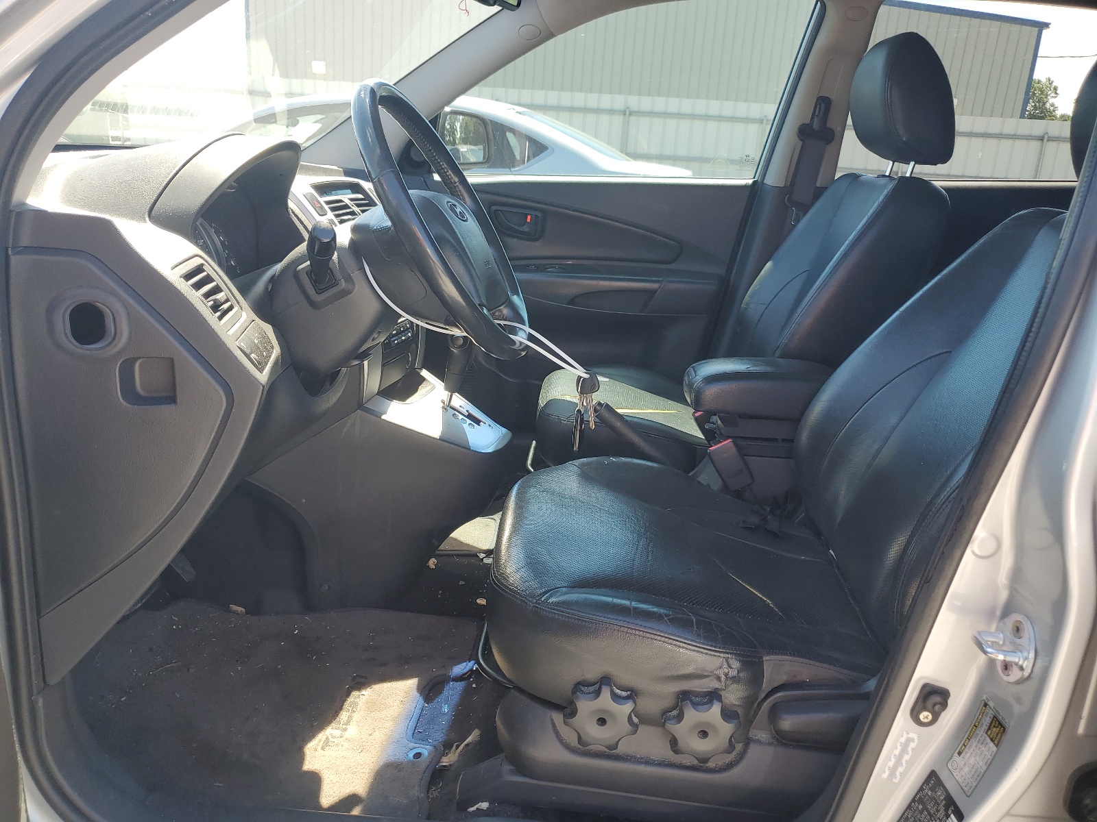 KM8JN12D98U855372 2008 Hyundai Tucson Se