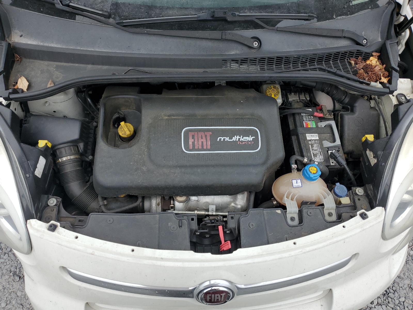 ZFBCFADH1EZ020037 2014 Fiat 500L Trekking