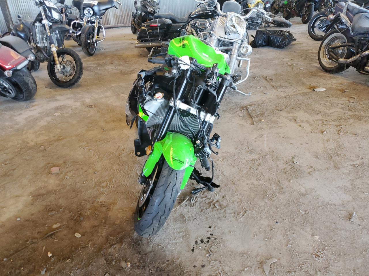 JKBZXJK12RA002635 Kawasaki Zx636 K  2