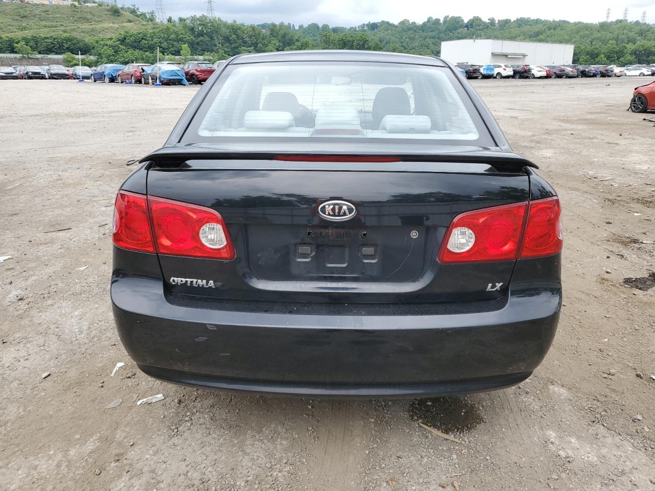 2008 Kia Optima Lx VIN: KNAGE123285275961 Lot: 57455364